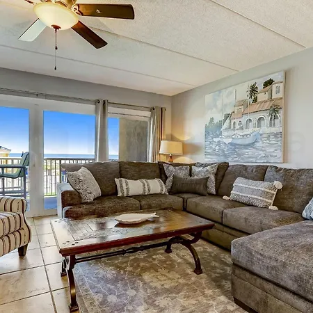 Steps To Oceanside Condo